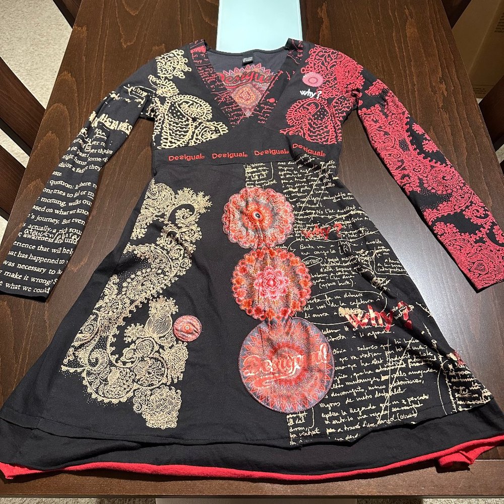 Unique Patterned Longsleeve Dress - image 4